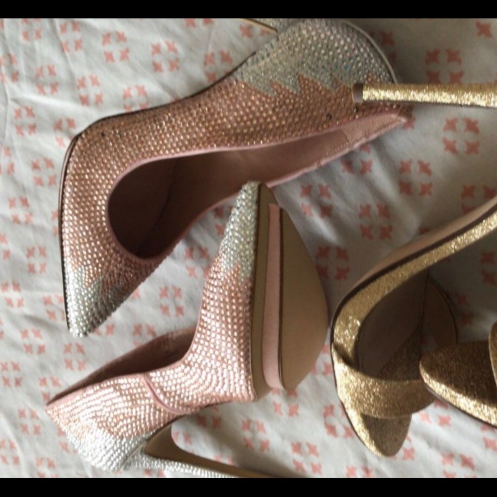 Sold——Enzo Angiolini Kassim pump size 8